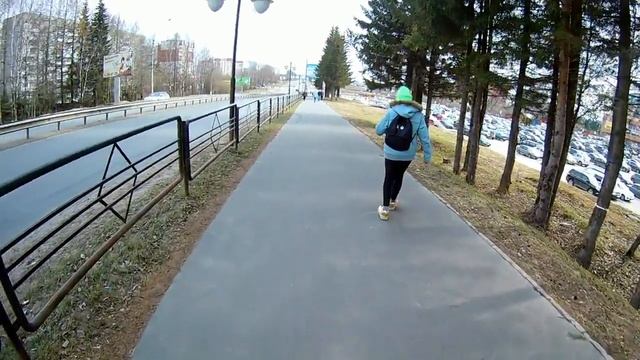 Кроссовки на колесах со светящейся подошвой