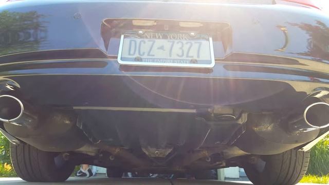 Stock 2012 Infiniti G37xS Sedan Exhaust Start Up