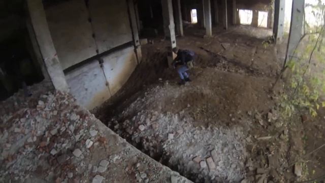 вход в подвал