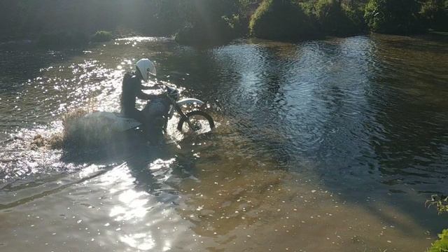 VID_20220821_160437.mp4