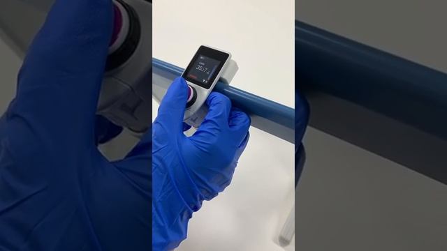 A & E Lab :Video Of Automatic Pipettes