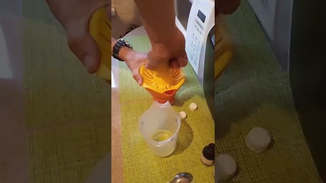 Простого русского парня заставили пить касторку на Детоксе