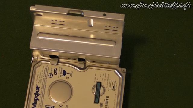 Shuttle SZ77R5 - Come Inserire Un HDD (hard Disk)