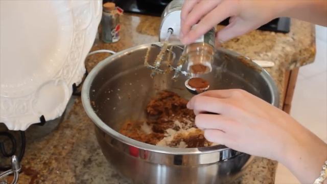 Christmas Cookie Recipe: Homemade Gingersnap Cookies By Everyday Gourmet With Blakely