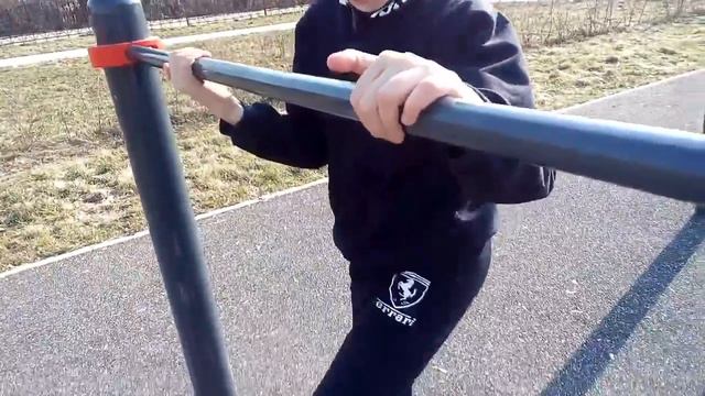 Трюк #1 Кувырок от турника