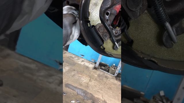 Сальник прикипел к чулку моста #нива #ниватюнинг #нива4х4