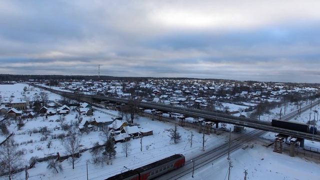 Мост через железную дорогу в поселке Дорохово