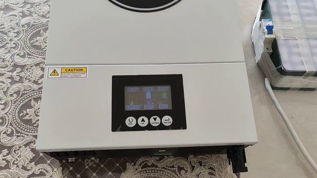 Hybrid Inverter 3.6kW 24V