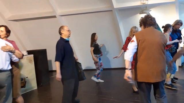 ТЕЩА ДАЙ ДАЙ НА МАШИНУ! ТАНЦЫ В ПАРКЕ ГОРЬКОГО ХАРЬКОВ СЧАСТЛИВЫЕ МОМЕНТЫ