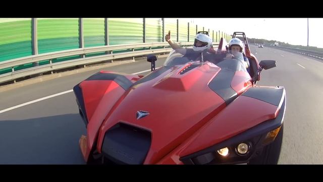 POLARIS SLINGSHOT
