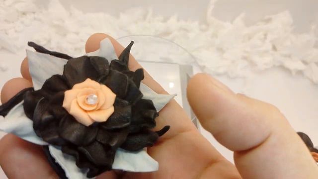 Видеообзор  №1 моих авторских брошей из кожи, рассказываю, какие там камушки, бусины и др. материал