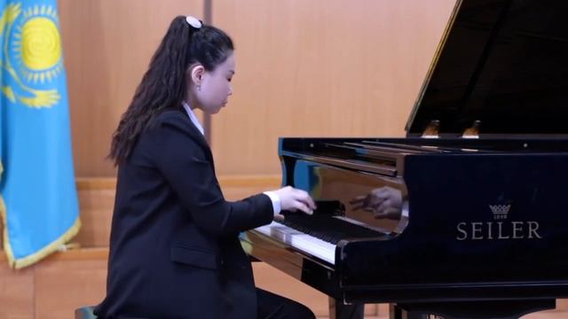 10 “Ә” сыныбының А.Жұбановтың 115 жылдығына арналған тәрбие сағаты. Жетекшісі: Жагслаг Г.