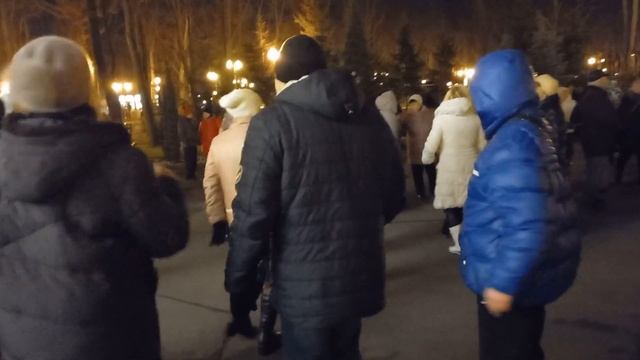 Харьков, танцы в парке, 