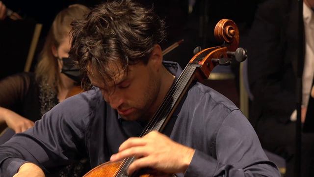 Elgar Cello Concerto | I + II Movement | Leonard Elschenbroich | Rune Bergmann |argovia Philharmoni
