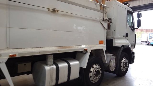 New In Stocklist For Sale: RENAULT PREMIUM LANDER EURO 5, 8X4 ALUMINIUM TIPPER - 2011- NX11 EYV