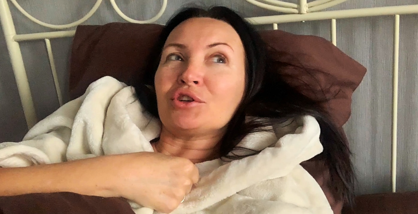 Хейтерки всю ночь мне писали а я выспалась и отвечаю на комментарии