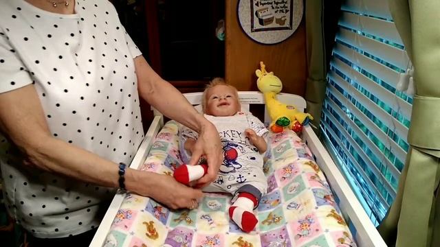 Cheeky Dougie (Sunny Sculpt) & Miss Sunny (Little Sunshine Reike Sculpt) Outfit Changes For Both!