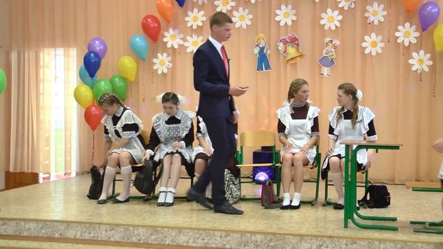 Последний звонок. Школа 1 г.Пикалёво