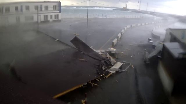 Большой Утриш - Смерч вышел на берег