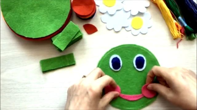 Мастер-класс «Гусеница» - изготовление развивающей игрушки из фетра.