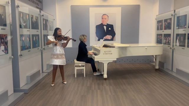 Charlie Siem - Chaconne In G Minor By Tomaso Antonio Vitali | Hasanli Sura Rufat. 12 Y.o.