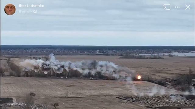Карсиво горит русский боевой вертолет