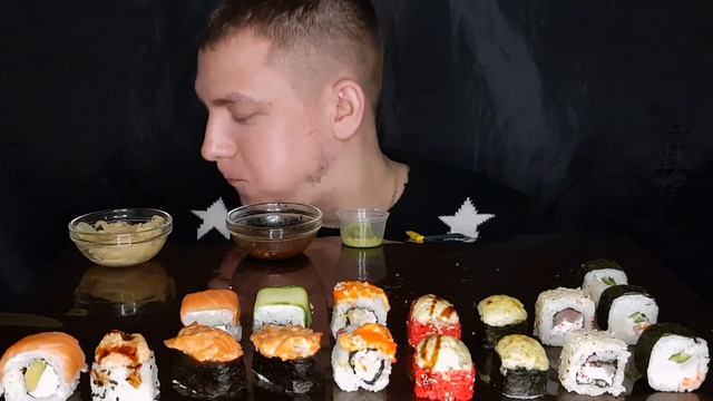 МУКБАНГ | Роллы, Суши, Гунканы |  Воспоминания из детства | MUKBANG #обжор #роллы #sushi #rolls