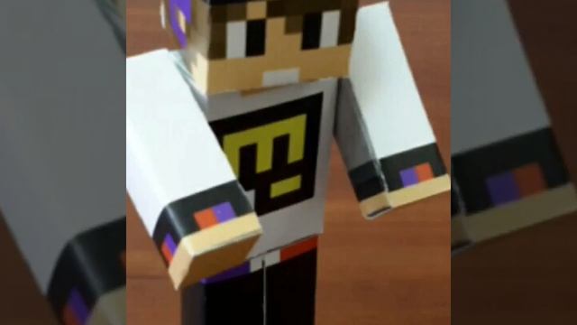 @EugenBro - игрушка модель блогера майнкрафтера