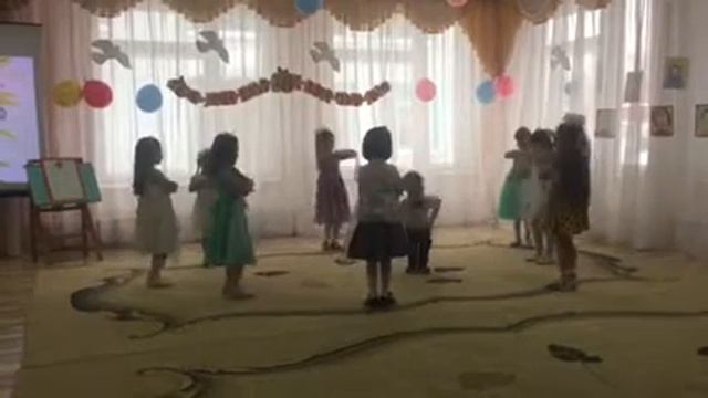 Мой танец на утреннике!