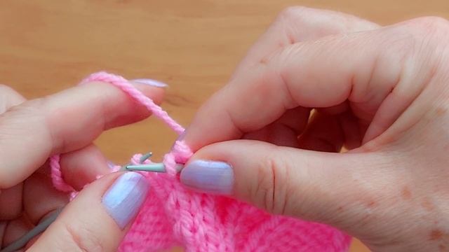 Элегантный объёмный узор спицами для женского кардигана, мужского свитера, пуловера.