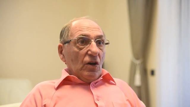 Особенности  владения коньками на льду в детском хоккее.  Яков  Смушкин.