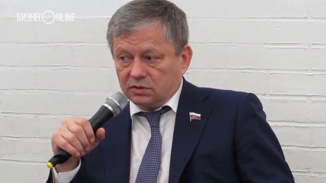 Туроператоры просят ввести аккредитацию экскурсоводов Казани