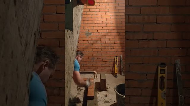 Приспособление для кладки кирпича