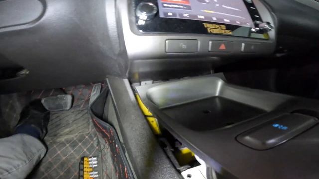 Chevrolet Camaro SS V 2009-2013 Android  Navigation Removal / How To Remove Original Radio