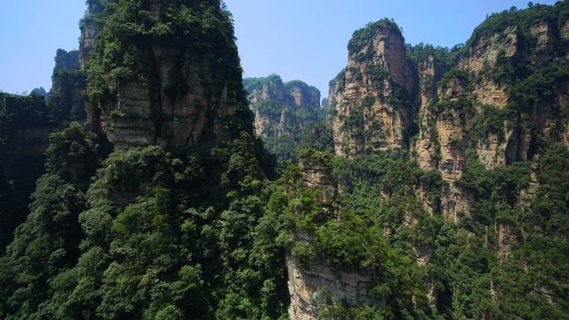 Comp_C007_C004_0824AJ_001_v01_6M_HB_tag0.mov