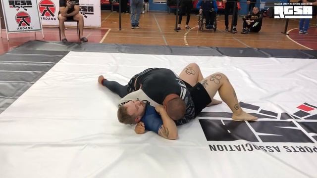 4021c3aed3f84a2a3b1299c512261048