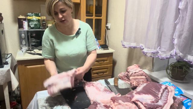 Разделка свинины в пух и прах под копчение!