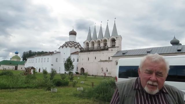 Перезвон колоколов в Тихвинском Успенском монастыре MVI 2251