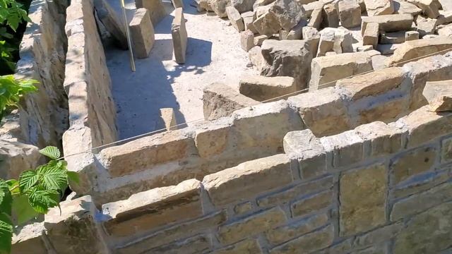 Каменная кладка своими руками. К чему ведёт вера в себя и хорошие YOUTUBE наставники.