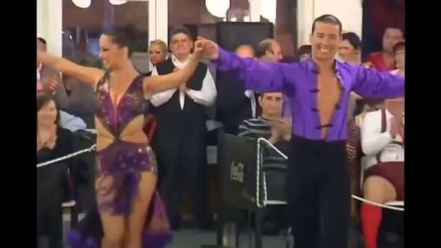 Красивые бальные танцы  Какие они быстрые! Латина  Сальса