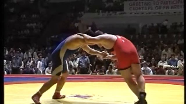 Спорт. Вольная борьба. Чемпионат Азии-2004. Саед Резаи (Иран)-Сакем Жакишев (Казахстан).