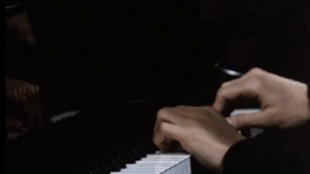 YEHUDI MENUHIN. B. Bartok - Contrasts [Thea King, Clarinet. Jeremy Menuhin,  Piano] 1972