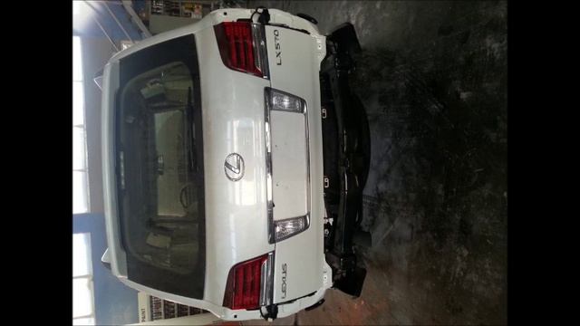 Lexus LX570 Transformed Into Lexus Invader Supercharged (pictures)