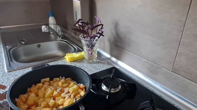 У ВАС ЕСТЬ 3 КАРТОШКИ И 1 БАНКА ТУШЁНКИ / ЗА 10 МИНУТ ОТЛИЧНАЯ ЗАКУСКА / ОБАЛДЕННЫЙ РЕЦЕПТ