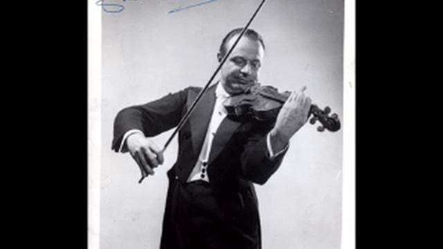 Zino Francescatti - Saint-Saëns Violin Concerto #3 (3rd Mov)