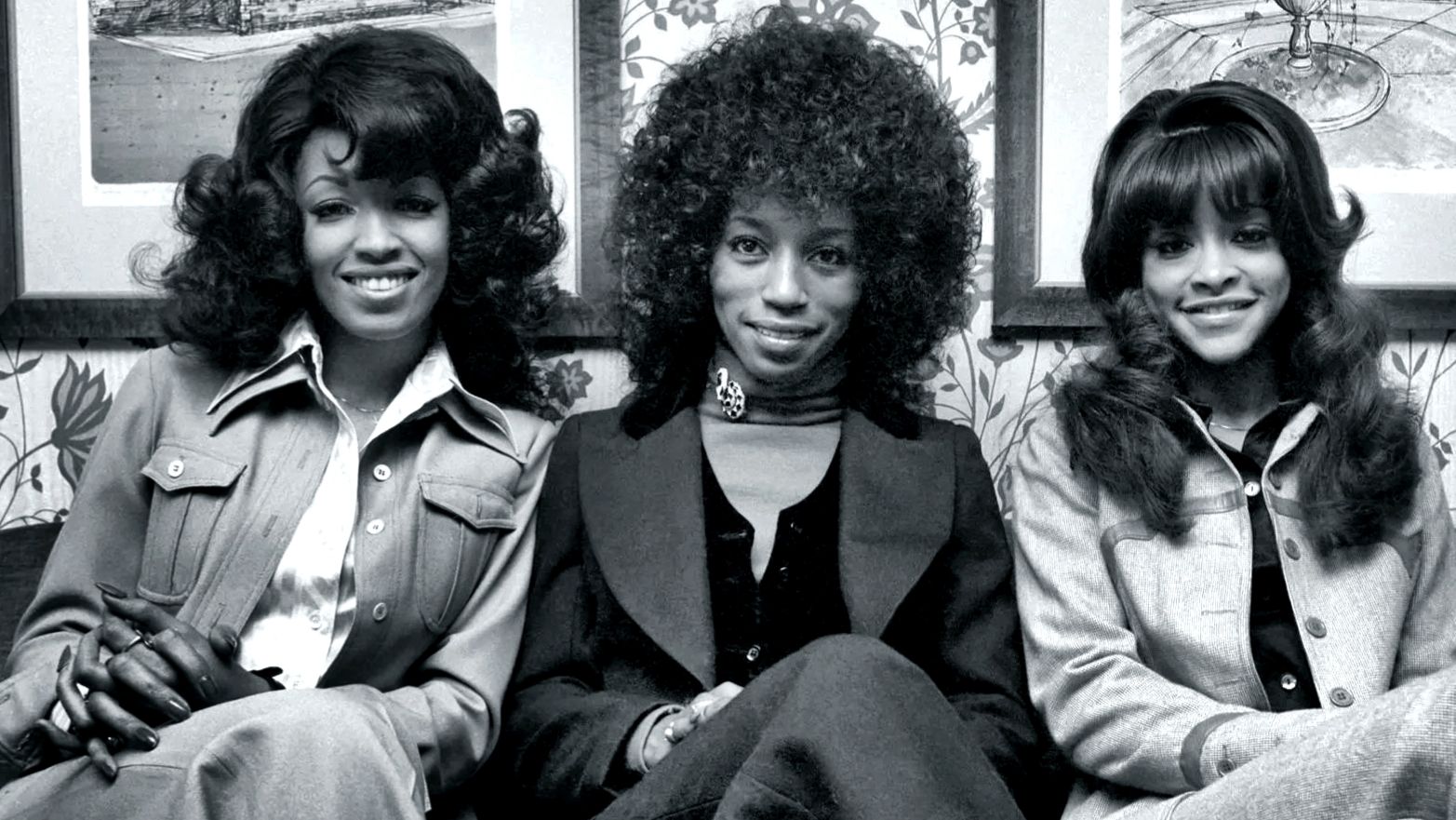 The Best, Three Degrees, The (American female vocal trio, Since 1963)