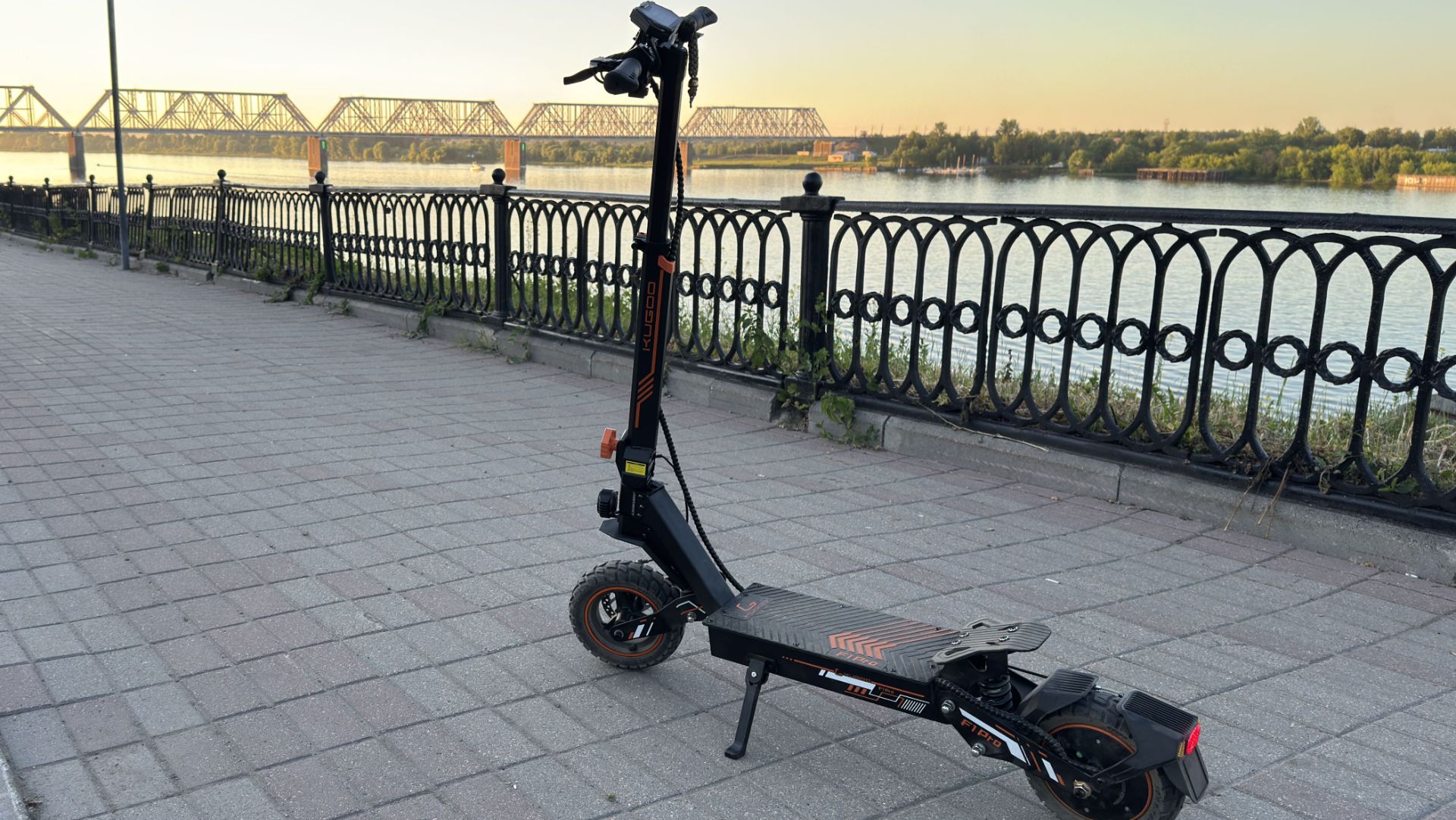 Электросамокат Kugoo F1 Pro