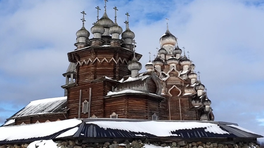 Достопримечательности. Деревянное зодчество.