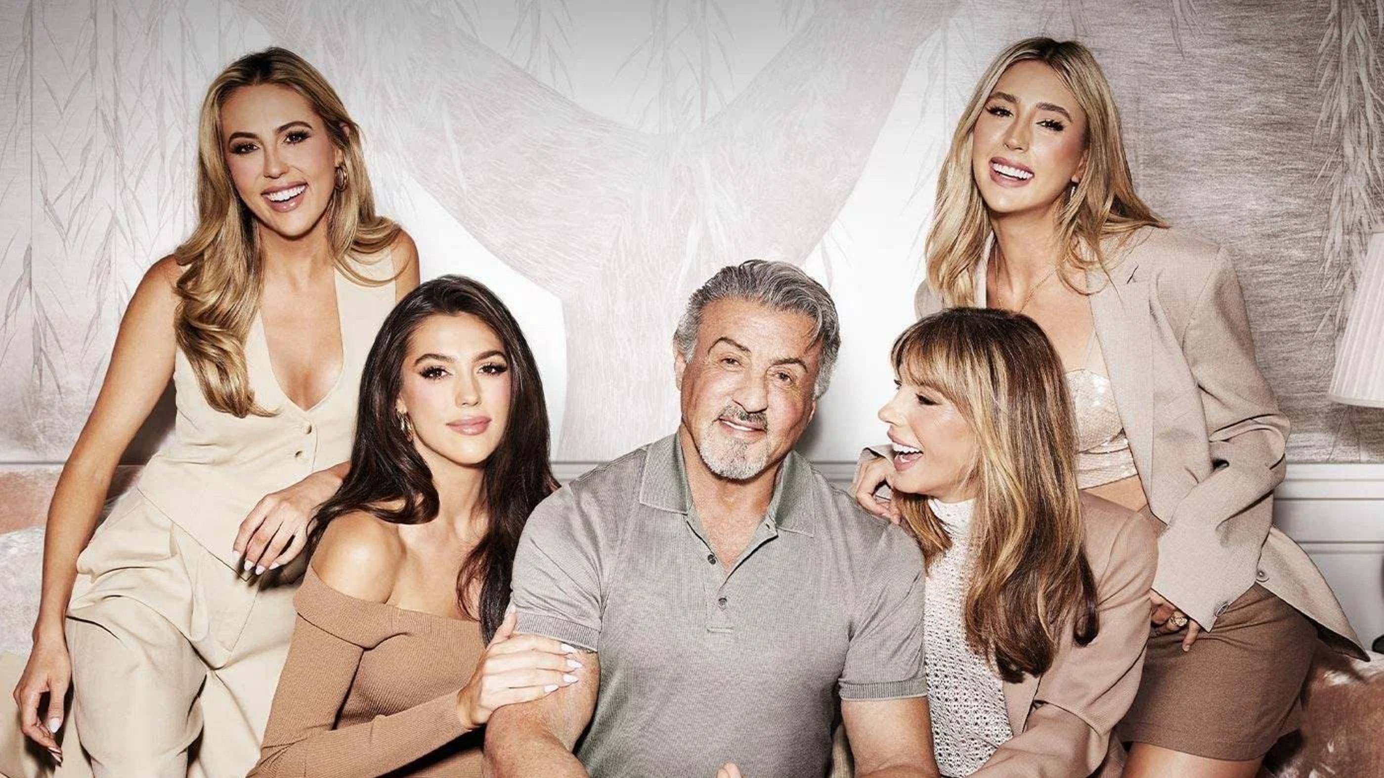 Сериал Семья Сталлоне - 2 сезон / The Family Stallone