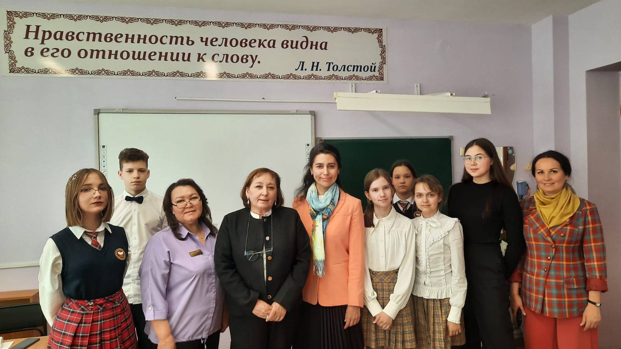 Творческие  и исследовательские работы, созданные в соавторстве со  школьниками  и студентами